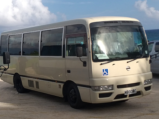 Photo of a minibus Photo of a minibus